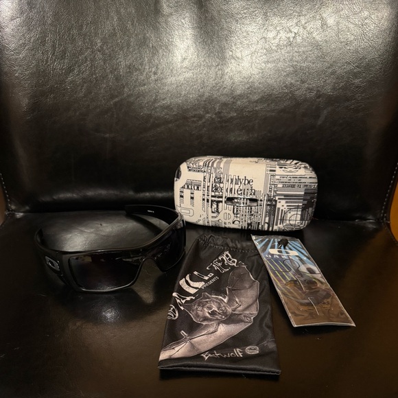 Oakley Batwolf polarized sunglasses Black Frame